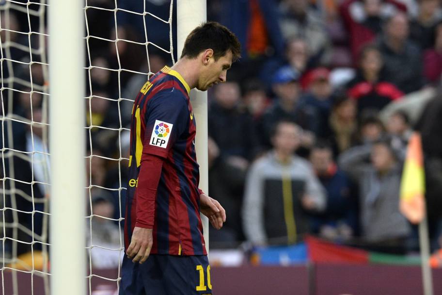 Il Bara  sotto 2-3: Leo Messi a testa bassa. Afp